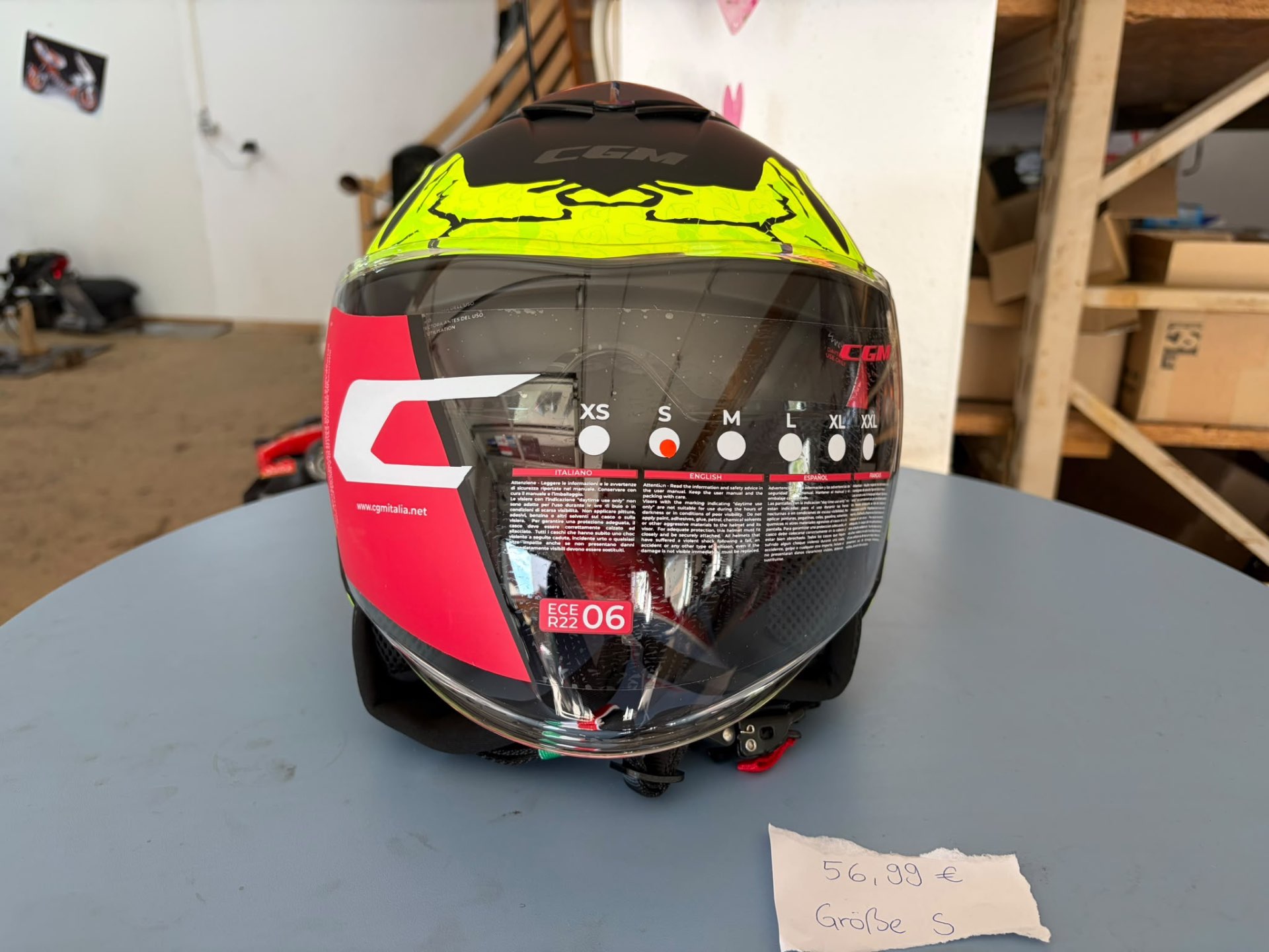 CGM Helm schwarz-neon, Größe S